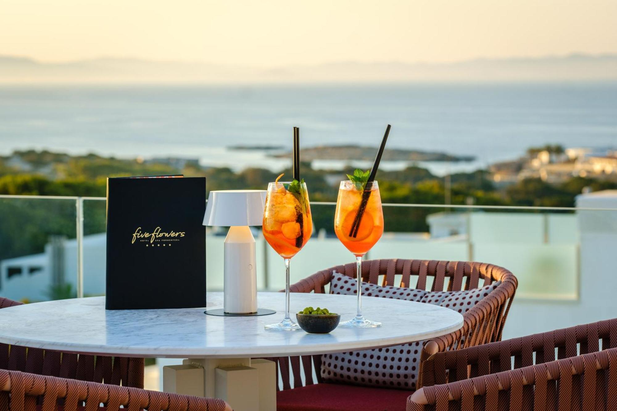 Five Flowers Hotel Formentera, Member Of Melia Collection エス・プホルス エクステリア 写真